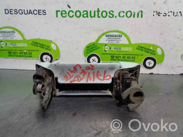 Volkswagen Transporter - Caravelle T4 Maniglia esterna per portiera posteriore 701843730B