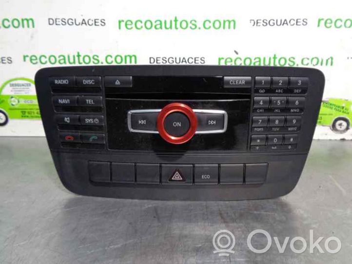 Mercedes-Benz CLA C117 X117 W117 Unité principale radio / CD / DVD / GPS A2469000012