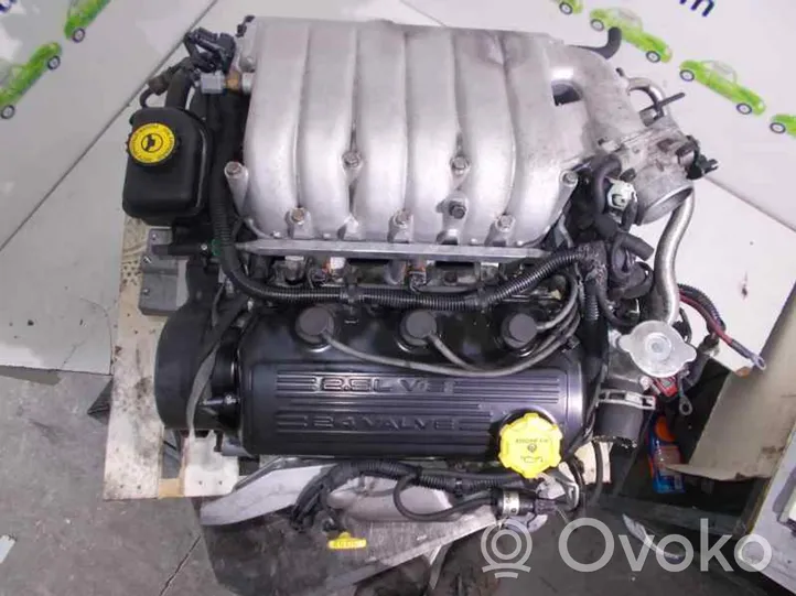 Chrysler Stratus Silnik / Komplet 6G73