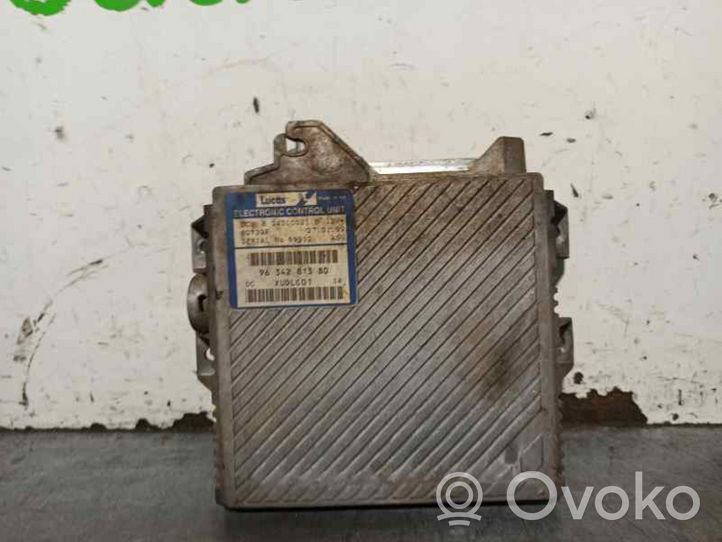 Citroen Evasion Calculateur moteur ECU 9634281380