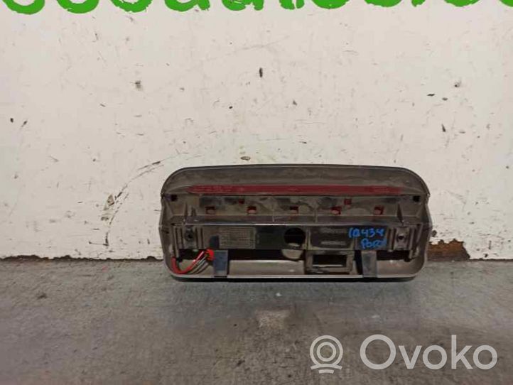 Citroen Evasion Third/center stoplight 22837004