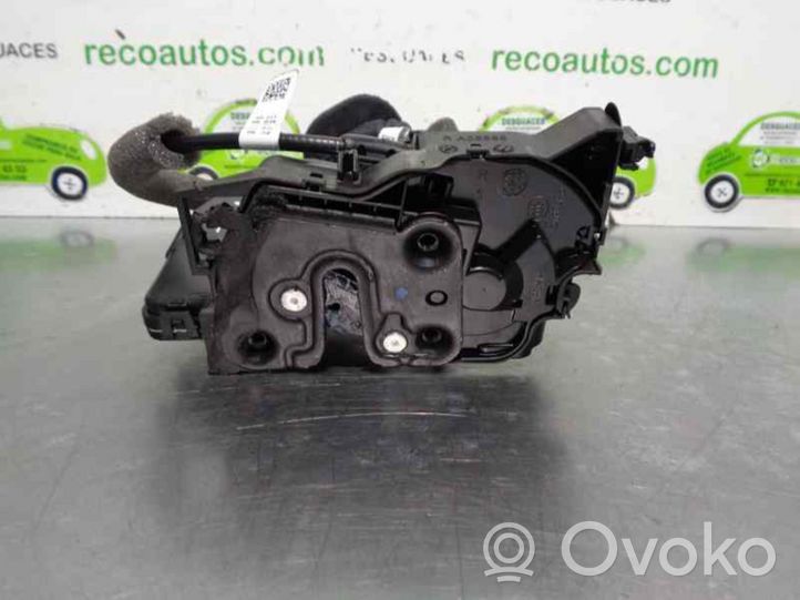 Renault Megane IV Serrure de porte arrière 825027877R