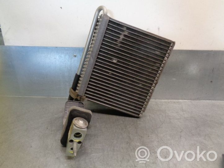 Ford Focus Condenseur de climatisation YPF1FH19840BA