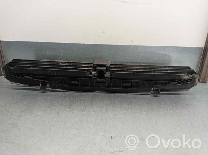 BMW M3 Mascherina inferiore del paraurti anteriore 9465186