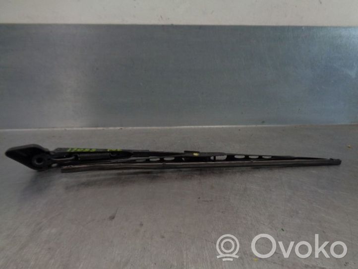 Volvo S40, V40 Rear wiper blade arm 9483166