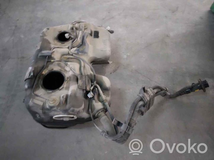 Chevrolet Captiva Réservoir de carburant 96629353