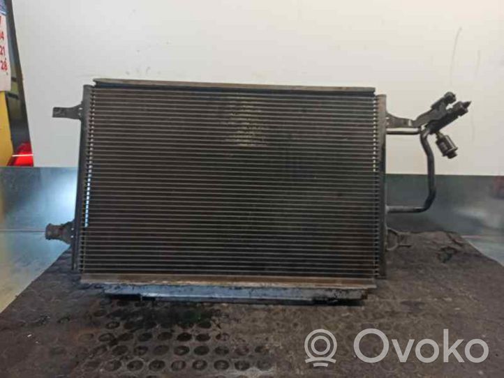 Audi A8 S8 D3 4E Radiateur condenseur de climatisation 4D0260401B