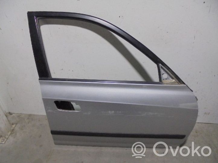 Hyundai Elantra Front door 760042D020