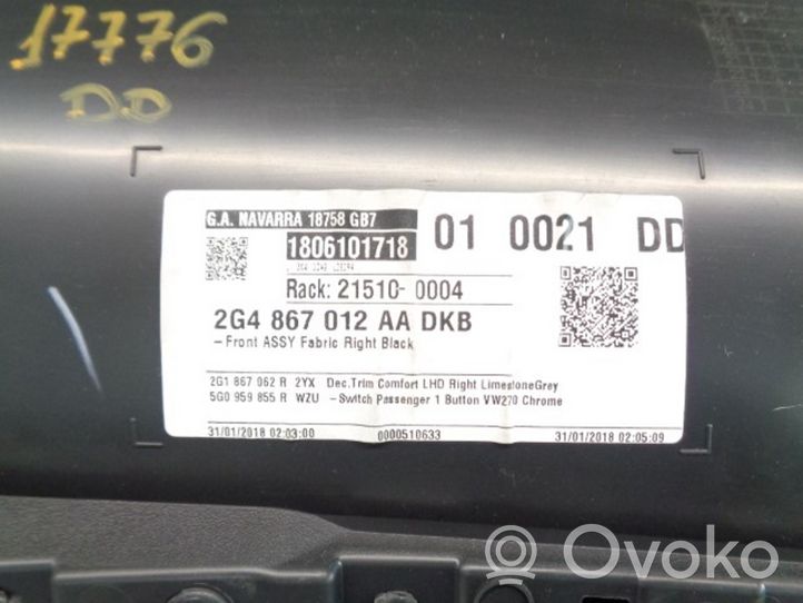 Volkswagen Polo Boczki / Poszycie drzwi przednich 2G4867012AA