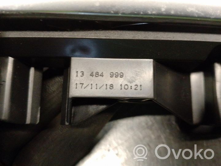Opel Crossland X Poignée intérieure de porte arrière 13484999