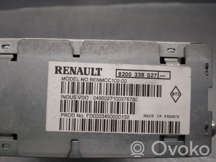 Renault Megane II Panel / Radioodtwarzacz CD/DVD/GPS 8200338527