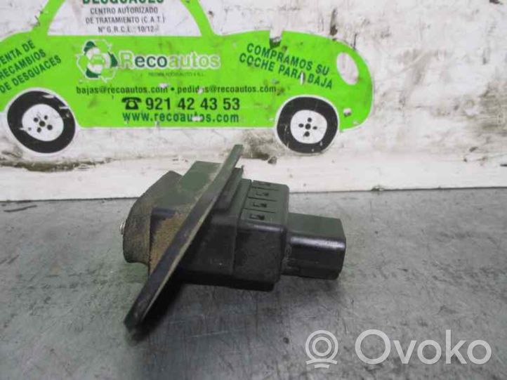 Ford Connect Zamek drzwi tylnych 2T1T14A658BE