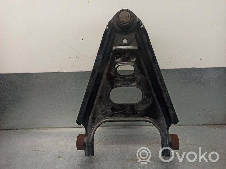 Smart ForTwo II Triangle bras de suspension inférieur avant A4513330002