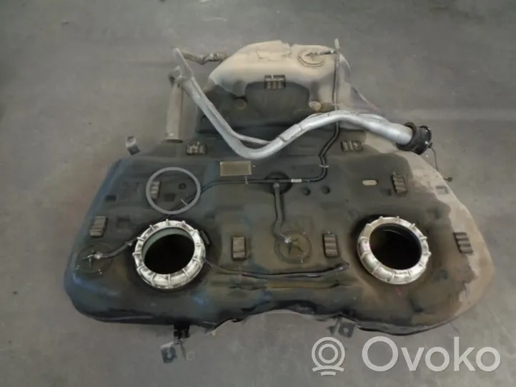 Subaru Legacy Réservoir de carburant 42013YC001