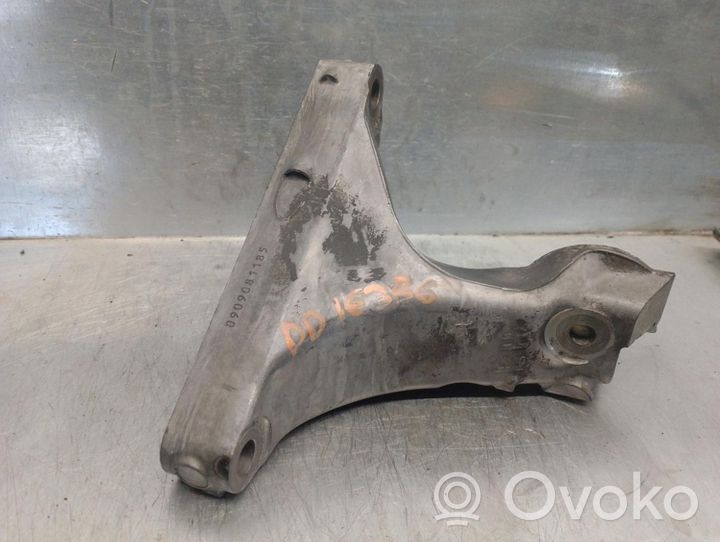 Subaru Legacy Coussinet de boîte de vitesses 30450AA020