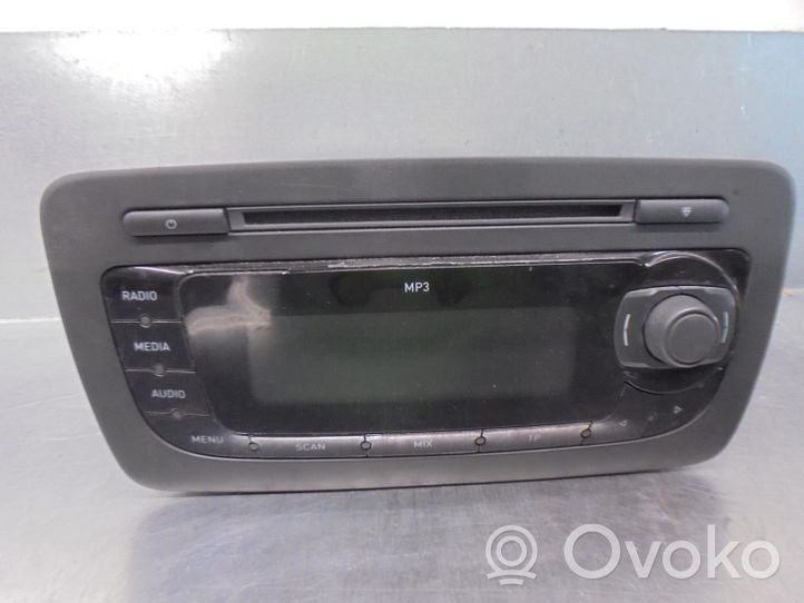 Seat Ibiza IV (6J,6P) Unité principale radio / CD / DVD / GPS 6J0035153B