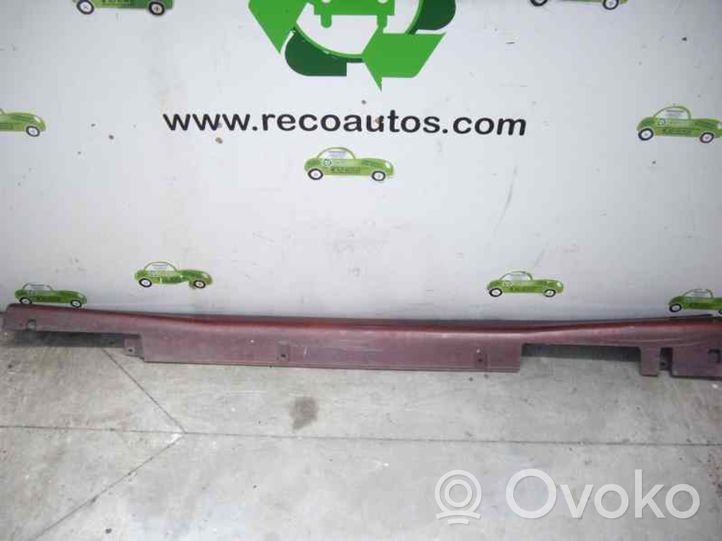 Nissan Almera Tino Rivestimento sottoporta/minigonna laterale 