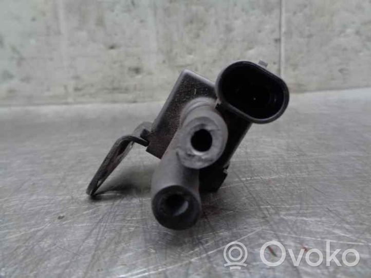 Renault Megane I Vacuum valve 199B4017P2