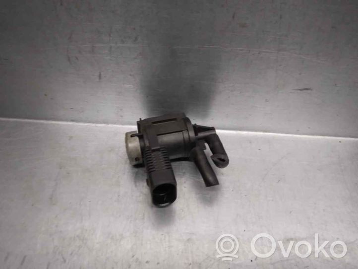 Audi A3 S3 8P Electrovanne Soupape de Sûreté / Dépression 1J0906283C