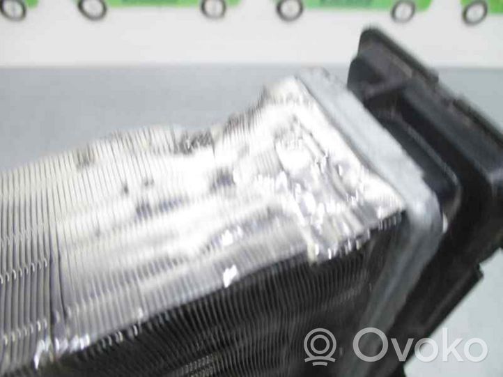 Renault Clio I Radiateur soufflant de chauffage 