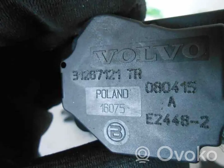 Volvo XC90 Salono oro mazgo plastikinis korpusas 