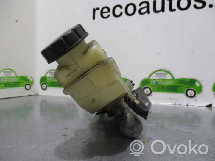 Toyota Corolla Verso E121 Główny cylinder hamulca 