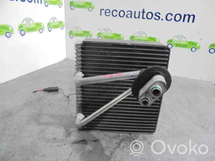 Hyundai Matrix Gaisa kondicioniera radiators (salonā) 