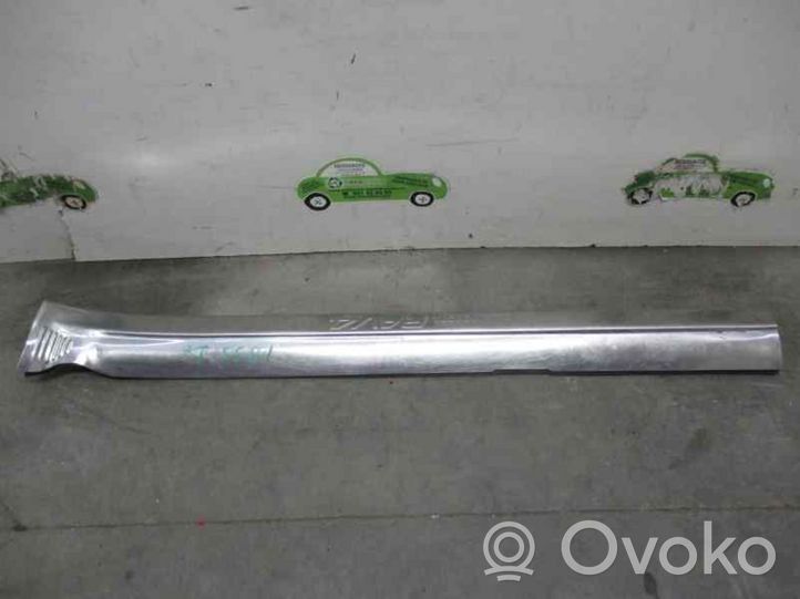 Toyota RAV 4 (XA10) Rivestimento modanatura 