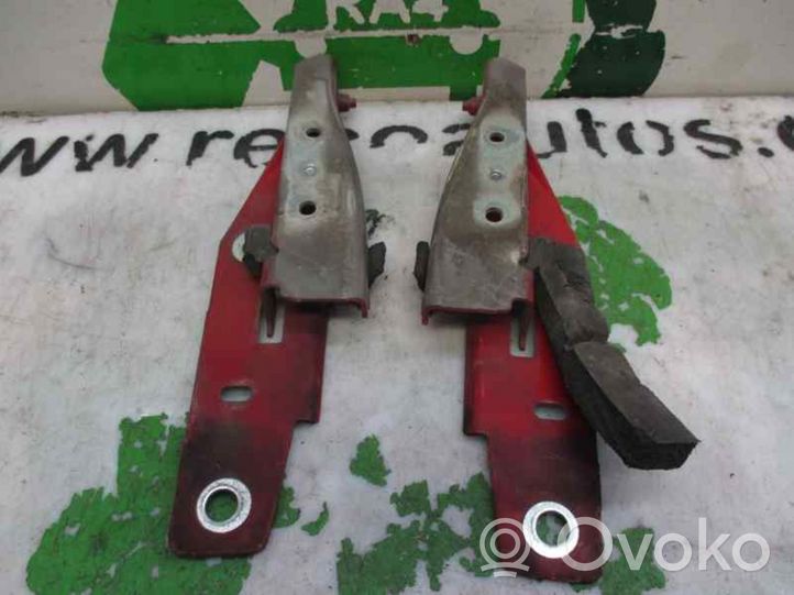 Chevrolet Alero Engine bonnet/hood hinges 