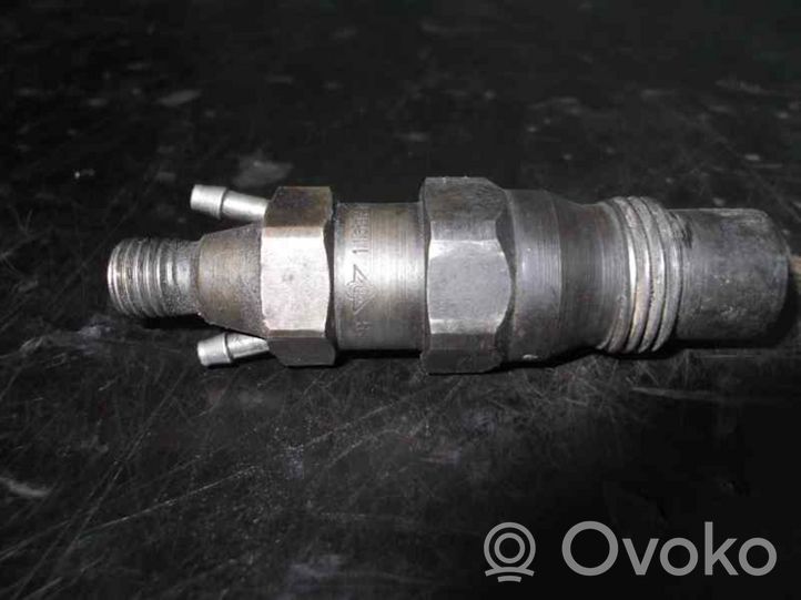 Mercedes-Benz 100 W631 Injecteur de carburant 