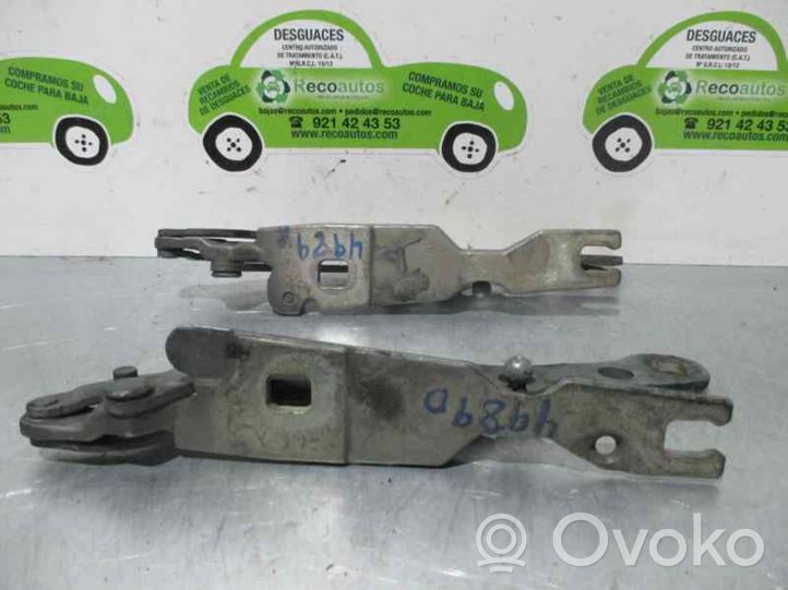 Ford Escort Cerniere del vano motore/cofano 