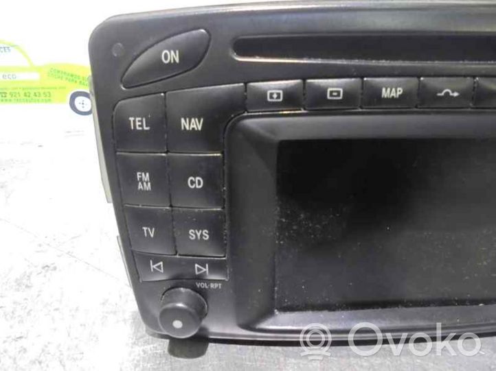 Mercedes-Benz C W203 Радио/ проигрыватель CD/DVD / навигация 