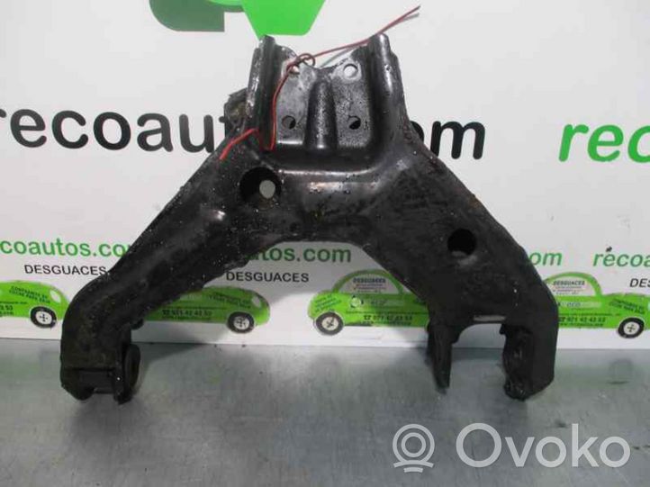 SsangYong Musso Triangle bras de suspension inférieur avant 