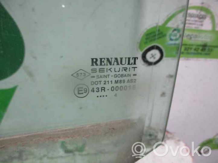 Renault Clio II Szyba drzwi tylnych 