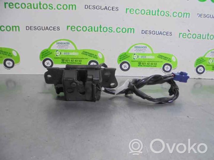 Toyota Prius (XW50) Loquet de verrouillage de hayon 