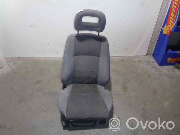 Opel Frontera A Fotel przedni pasażera 