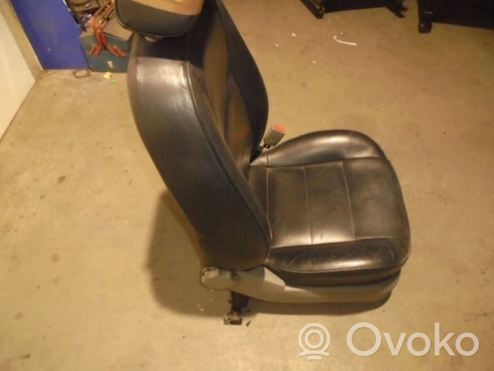 Volkswagen Golf IV Asiento delantero del pasajero 