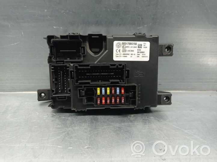 Fiat Grande Punto Module de fusibles 00517986150