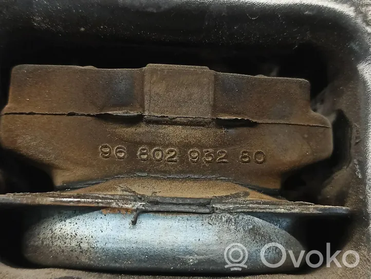 Citroen C2 Engine mount bracket 9680293280
