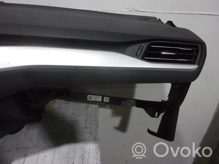 Ford Focus Dashboard 2280025