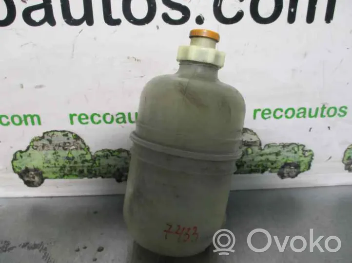 Peugeot 205 Vase d'expansion / réservoir de liquide de refroidissement 9153890580