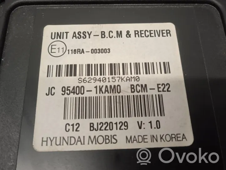 Hyundai ix20 Ramka / Moduł bezpieczników 954001KAM0