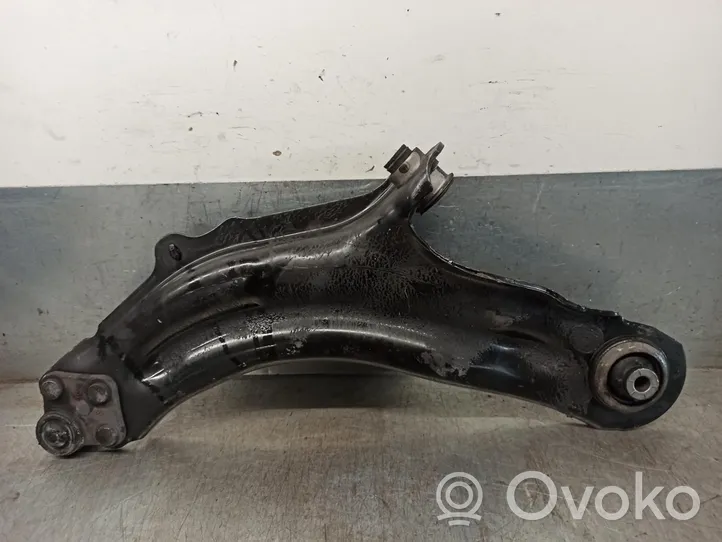 Mercedes-Benz Citan W415 Triangle bras de suspension inférieur avant A4153300200