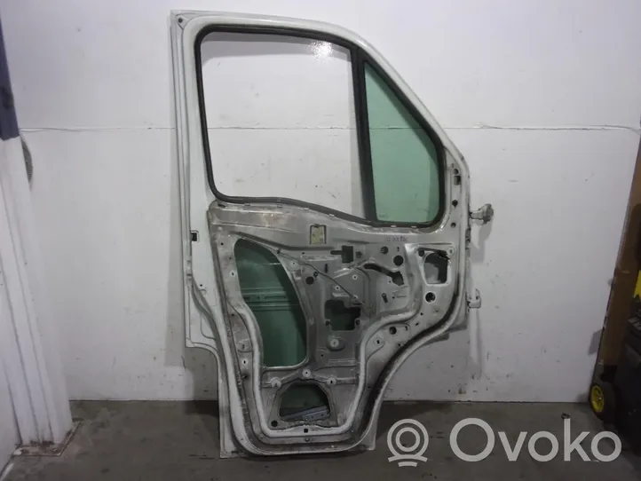 Opel Movano A Drzwi przednie 4401286