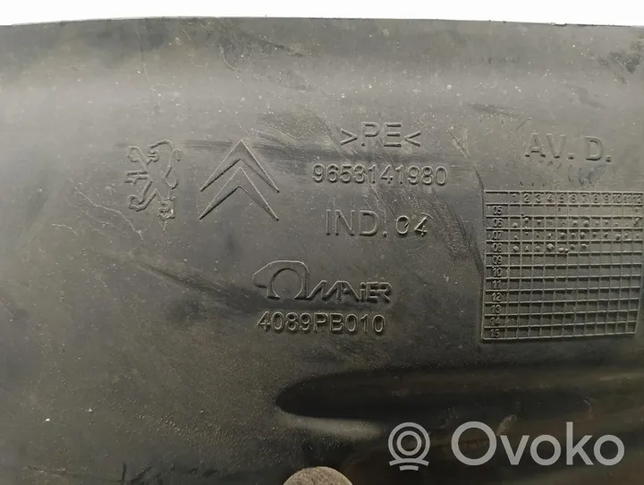 Citroen C4 Grand Picasso Pare-boue passage de roue avant 9653141980