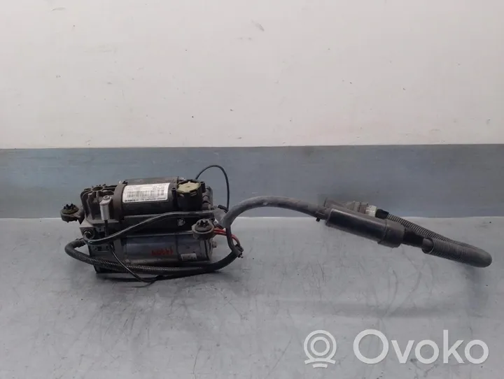 Audi A8 S8 D3 4E Compresseur à suspension pneumatique 4E0616007C