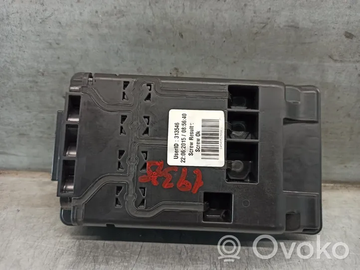 BMW 2 F46 Module de fusibles 313546