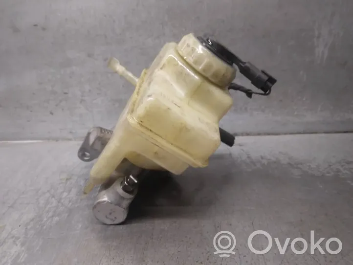 BMW 5 E39 Główny cylinder hamulca 320667921