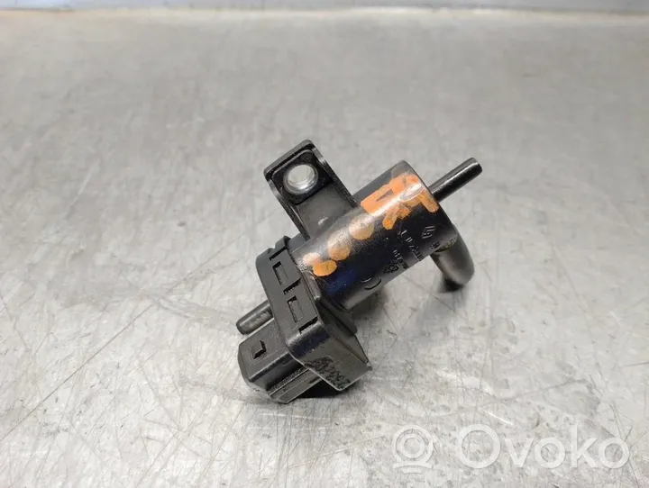 Opel Vivaro Vacuum valve 8200762597