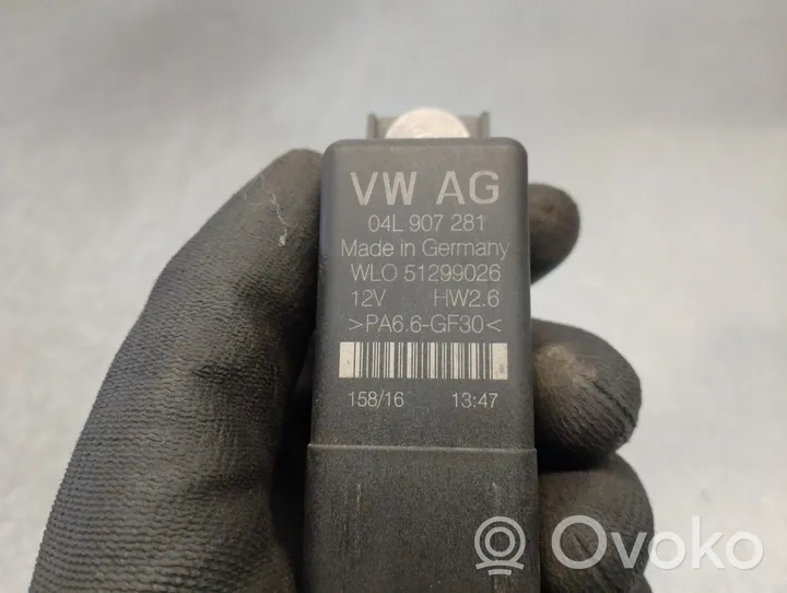 Audi Q3 8U Glow plug pre-heat relay 04L907281